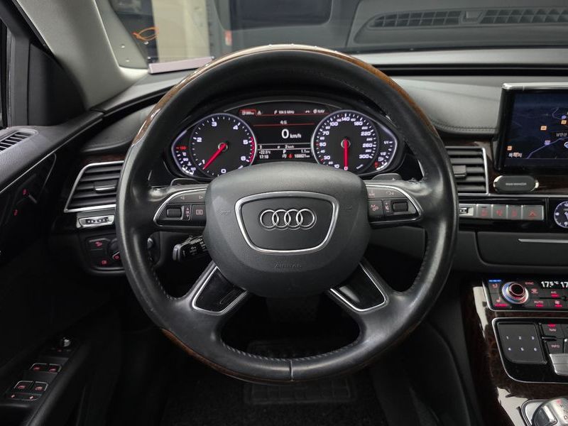 2015 Audi A8 50 TDI Quattro LWB D4 photo 13