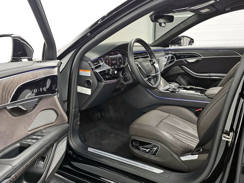 2023 Audi A8 55 TFSI Quattro Premium LWB photo 10
