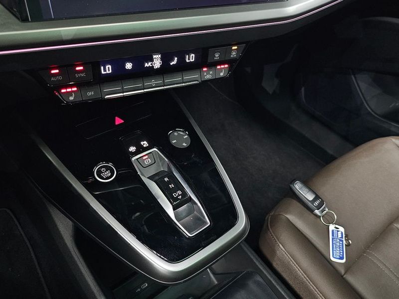 2023 Audi e-tron 40 Premium photo 9