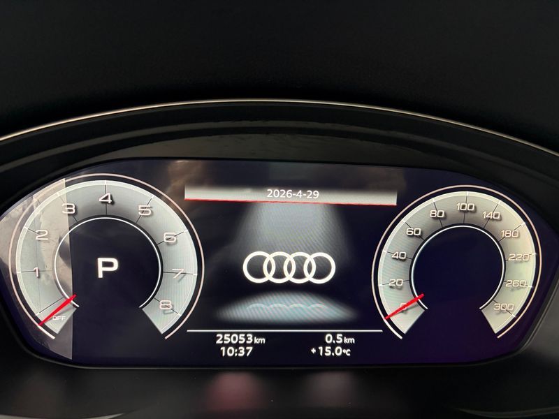 2023 Audi A4 40 TFSI Premium photo 8
