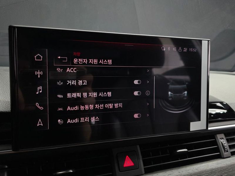 2023 Audi A4 45 TFSI Quattro Premium photo 16