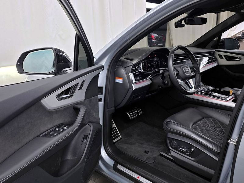 2023 Audi Q7 50 TDI Quattro Premium photo 10
