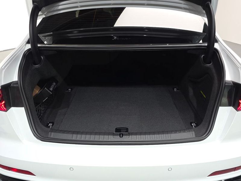 2025 Audi A6 45 TFSI Premium photo 20