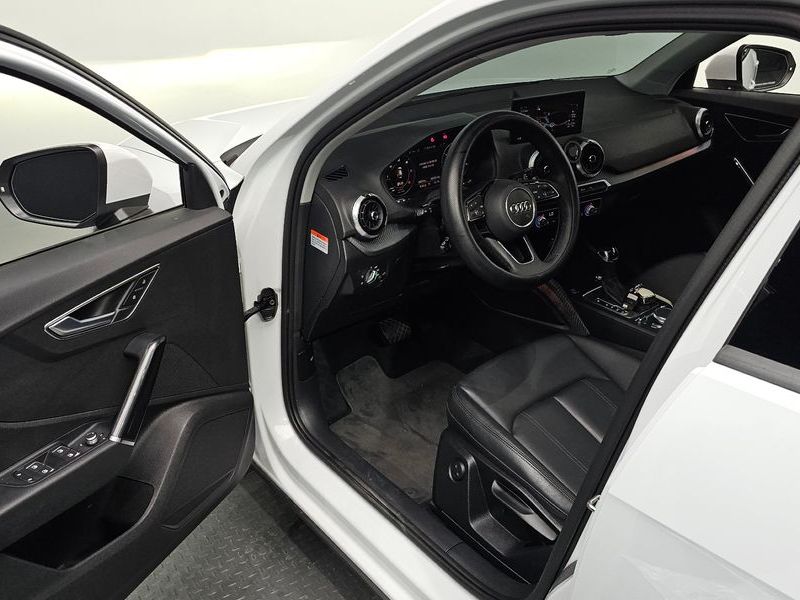2023 Audi Q2 35 TDI photo 10