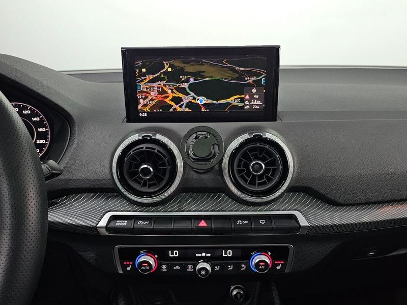 2023 Audi Q2 35 TDI photo 15