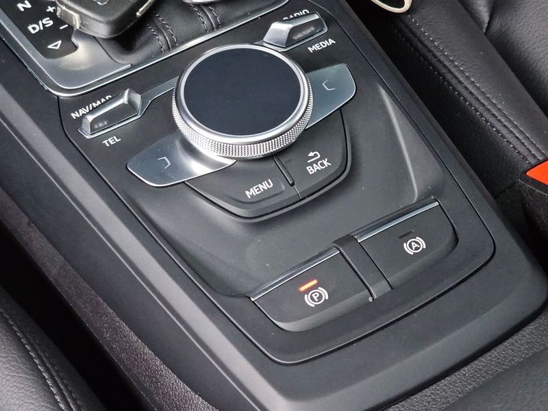 2023 Audi Q2 35 TDI photo 18