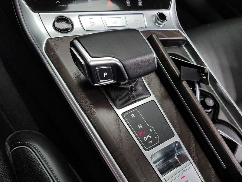 2022 Audi A6 45 TFSI Quattro Premium photo 9