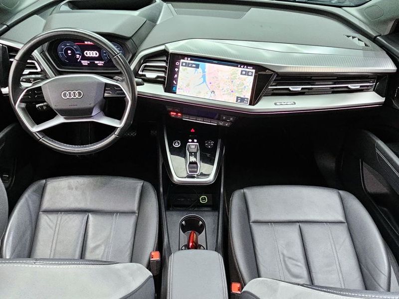 2022 Audi e-tron 40 Premium photo 7