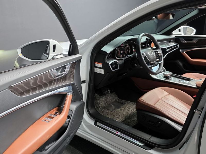 2023 Audi A6 45 TFSI Quattro Premium photo 10