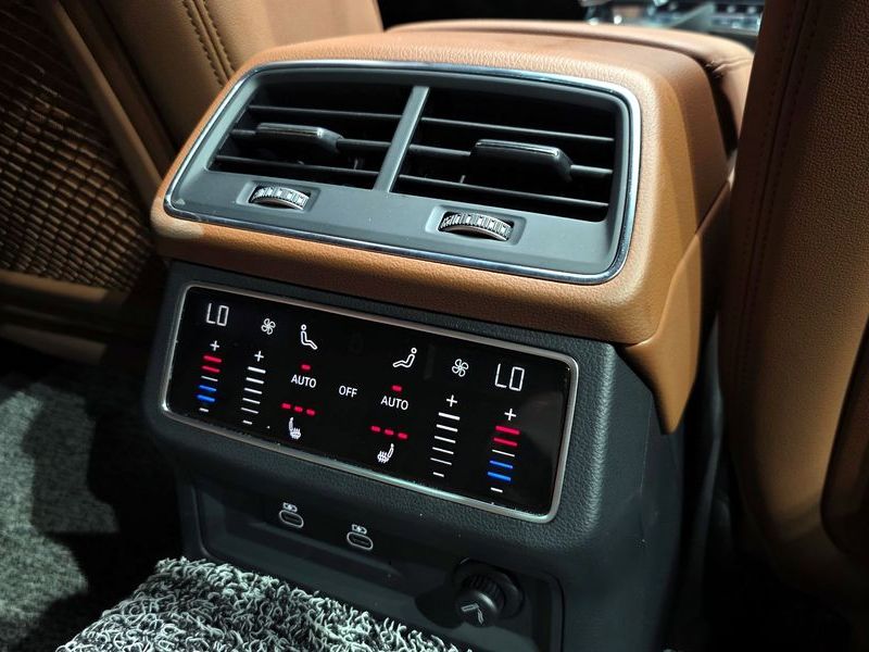 2023 Audi A6 45 TFSI Quattro Premium photo 19