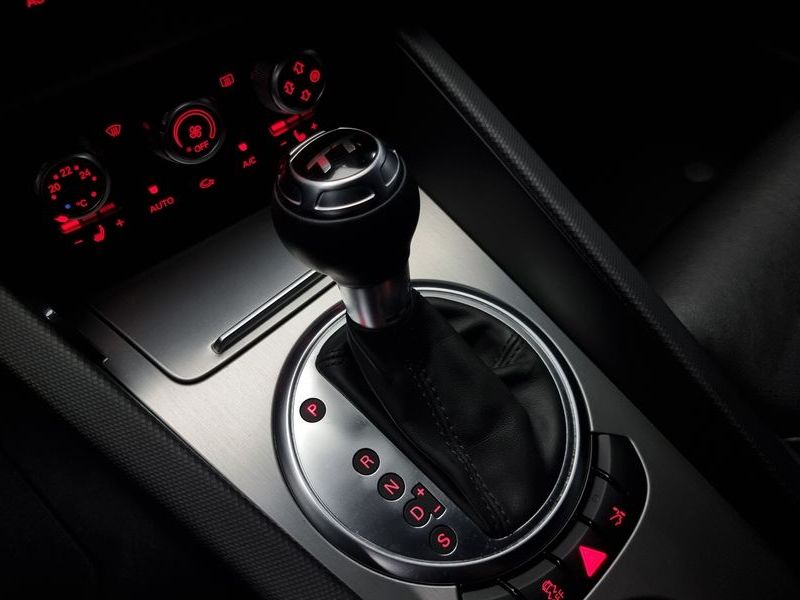 2014 Audi New TT Coupe 2.0 TFSI Quattro 8J photo 9
