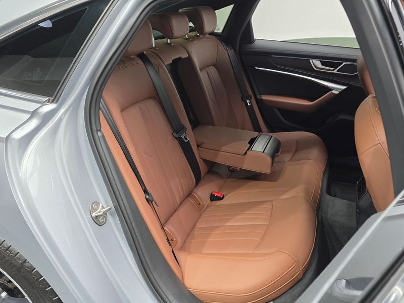 2023 Audi A6 45 TFSI Quattro Premium photo 11
