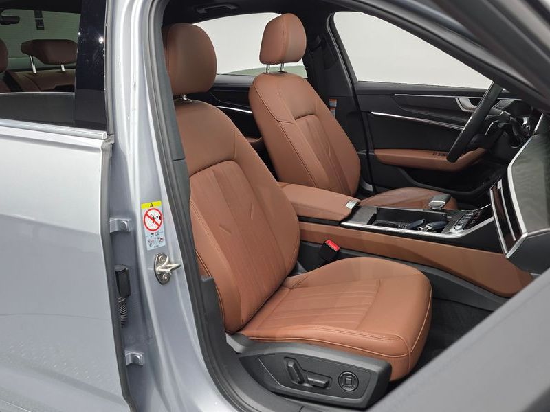 2023 Audi A6 45 TFSI Quattro Premium photo 12
