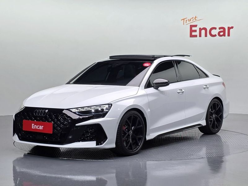 2025 Audi RS3 2.5 TFSI Quattro photo 1