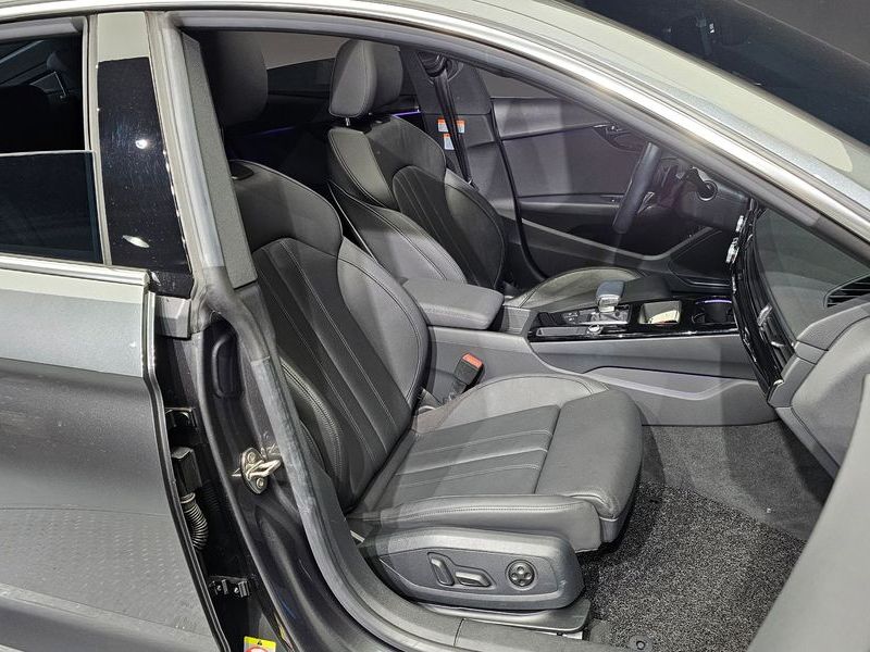 2021 Audi A5 40 TFSI Quattro Premium Sportback photo 12
