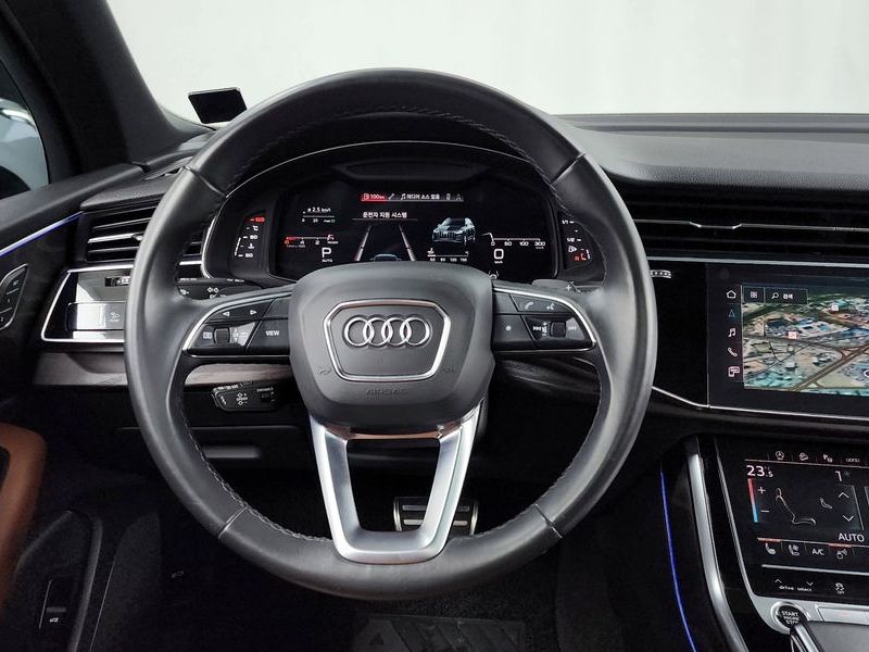 2021 Audi Q7 45 TDI Quattro Premium photo 13