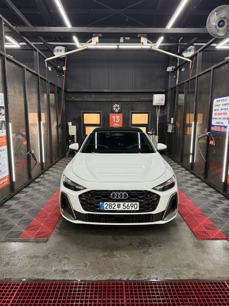 2026 Audi A5 40 TDI Quattro S Line photo 7