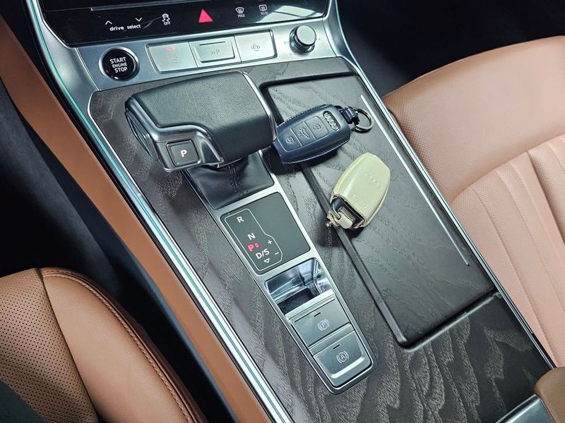 2022 Audi A6 45 TFSI Quattro Premium photo 9