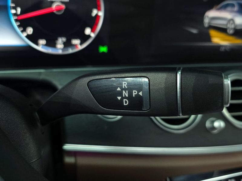 2019 Mercedes-Benz E-Class E300 4MATIC Avnatgarde photo 9