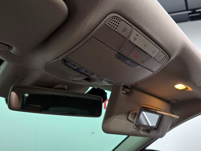 2019 Mercedes-Benz E-Class E300 4MATIC Avnatgarde photo 20