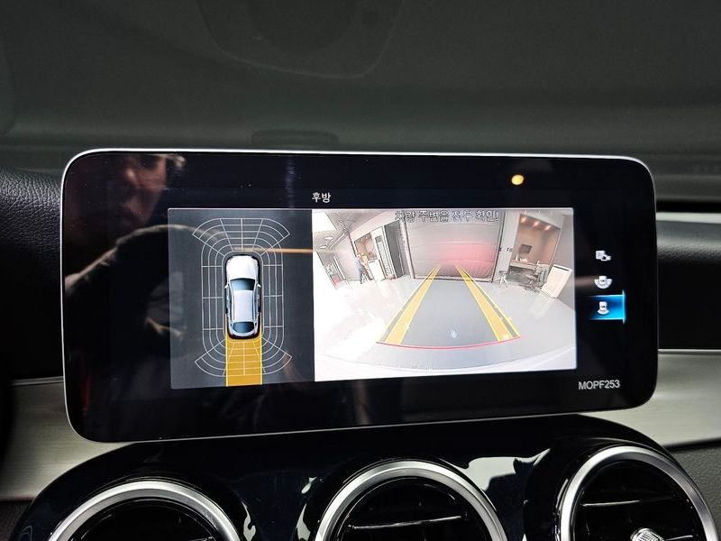 2020 Mercedes-Benz C-Class GLC300e 4MATIC Coupe photo 15