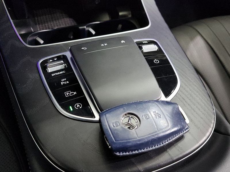 2023 Mercedes-Benz S-Class CLS300d 4MATIC photo 9