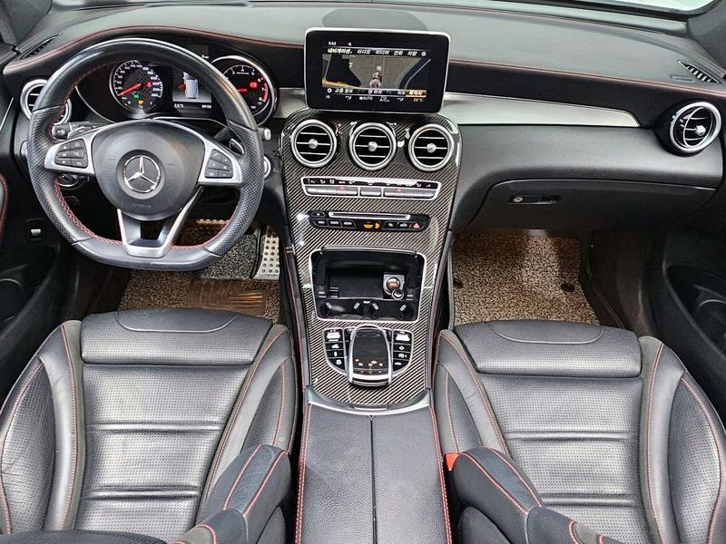 2018 Mercedes-Benz C-Class AMG GLC43 4MATIC photo 7