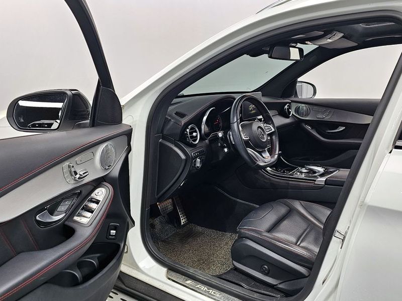 2018 Mercedes-Benz C-Class AMG GLC43 4MATIC photo 10