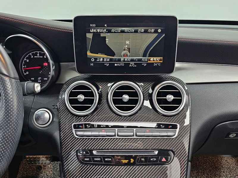 2018 Mercedes-Benz C-Class AMG GLC43 4MATIC photo 17