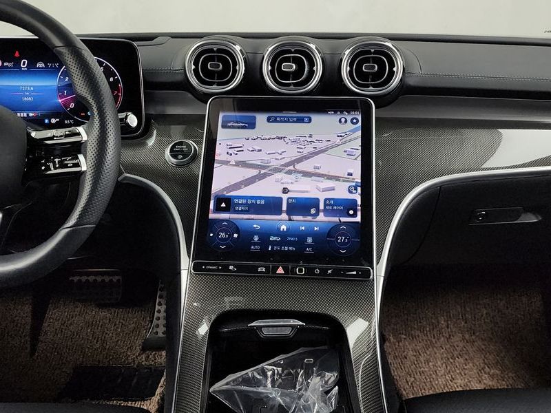 2022 Mercedes-Benz C-Class C300 AMG Line photo 14