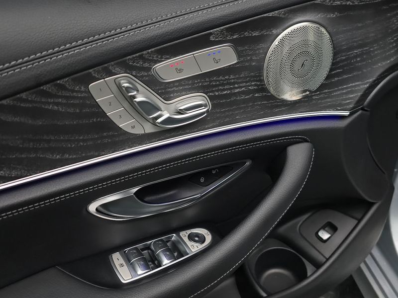 2022 Mercedes-Benz E-Class E350 4MATIC AMG Line photo 15