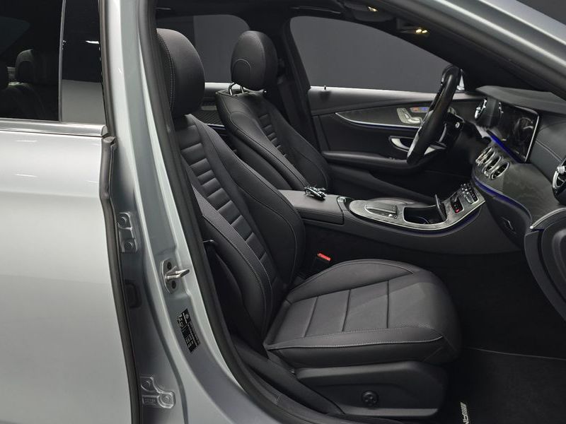 2022 Mercedes-Benz E-Class E350 4MATIC AMG Line photo 26