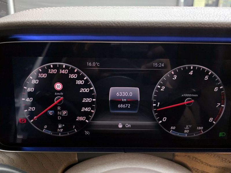 2019 Mercedes-Benz E-Class E300 4MATIC Exclusive photo 8