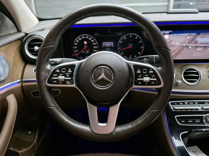 2019 Mercedes-Benz E-Class E300 4MATIC Exclusive photo 12