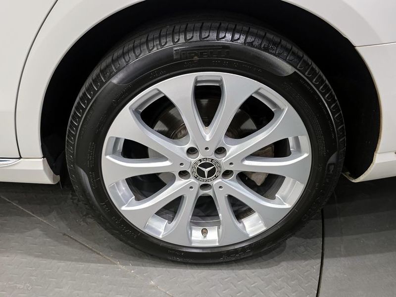 2019 Mercedes-Benz E-Class E300 4MATIC Exclusive photo 21