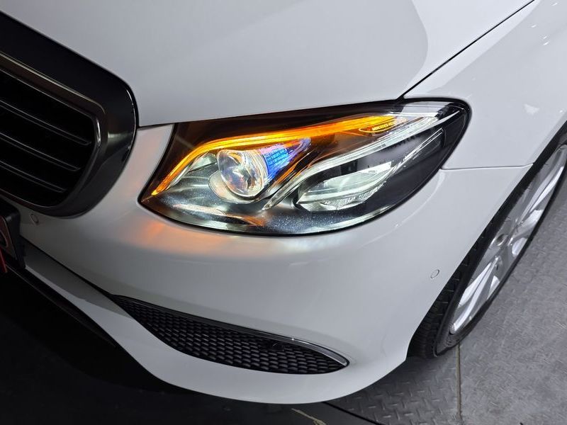 2019 Mercedes-Benz E-Class E300 4MATIC Exclusive photo 22