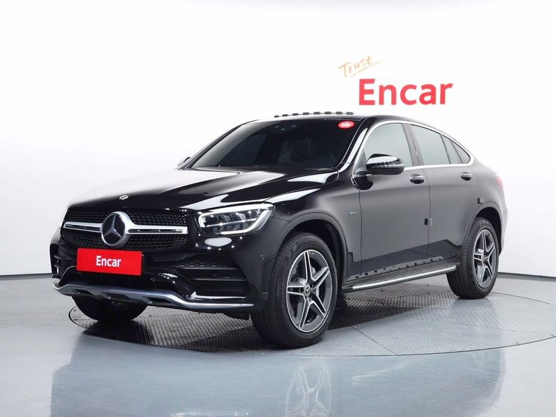 2020 Mercedes-Benz C-Class GLC300e 4MATIC Coupe photo 1