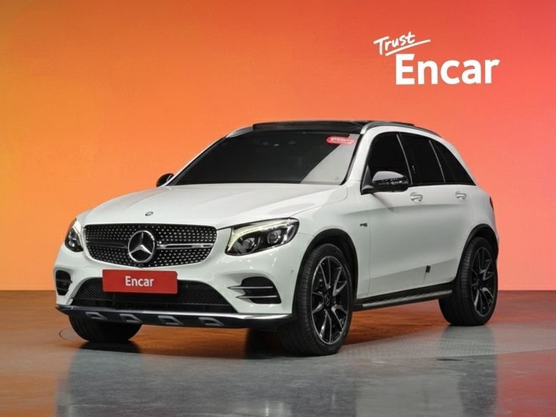 2017 Mercedes-Benz C-Class AMG GLC43 4MATIC photo 1