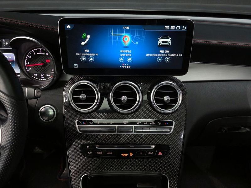 2017 Mercedes-Benz C-Class AMG GLC43 4MATIC photo 14