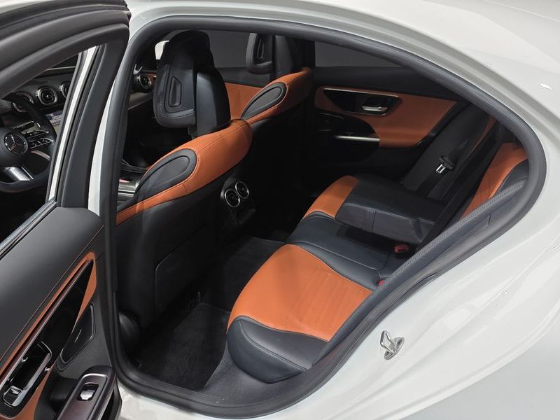 2022 Mercedes-Benz C-Class C300 AMG Line photo 11