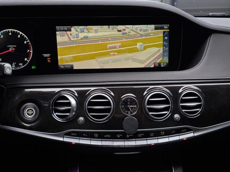 2019 Mercedes-Benz S-Class S450L 4MATIC photo 17
