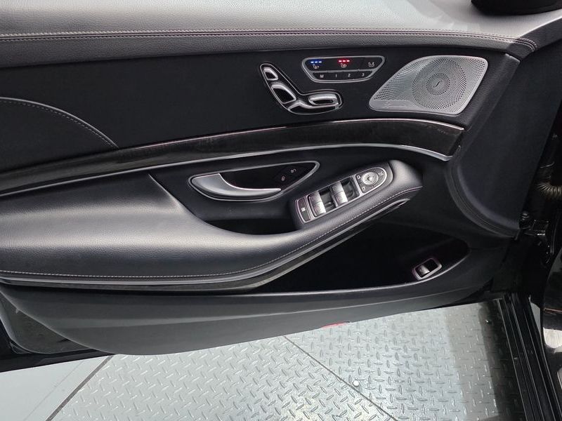 2019 Mercedes-Benz S-Class S450L 4MATIC photo 24