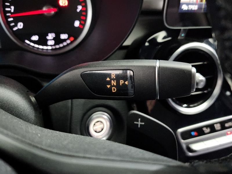 2019 Mercedes-Benz C-Class C200 photo 9