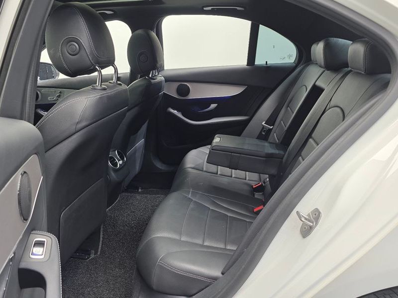 2020 Mercedes-Benz C-Class C300e 4MATIC AMG Line photo 26