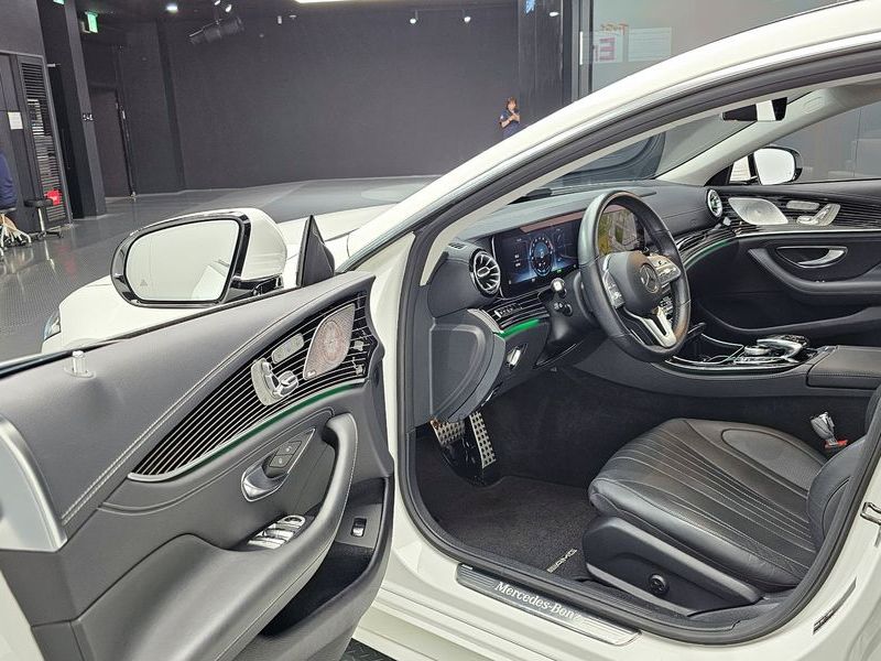 2019 Mercedes-Benz S-Class CLS450 4MATIC AMG Line photo 11
