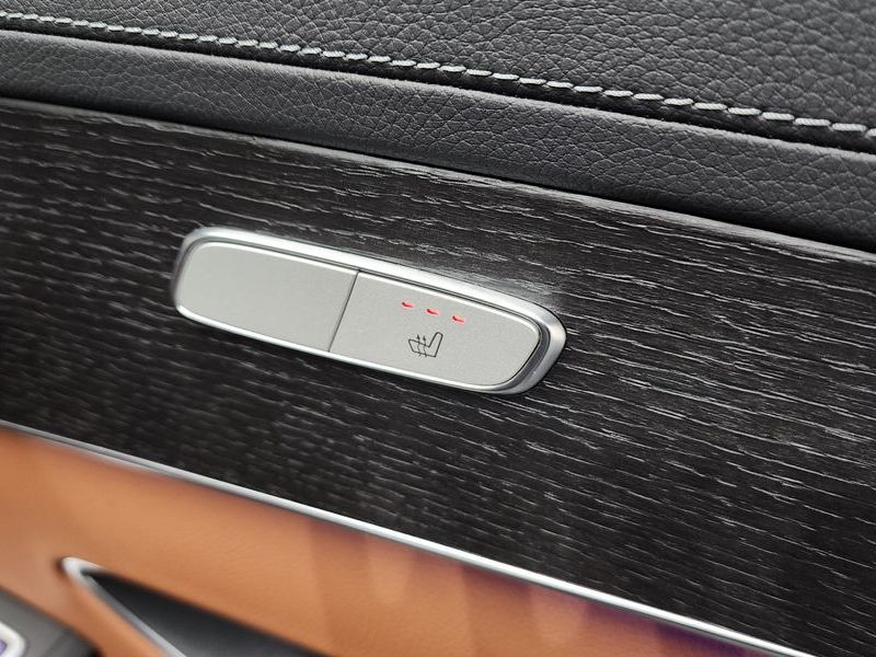2022 Mercedes-Benz C-Class GCL300 4MATIC Coupe photo 19