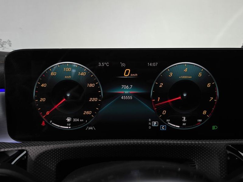 2021 Mercedes-Benz A-Class CLA250 4MATIC photo 8