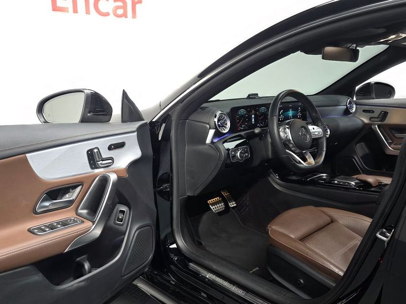 2021 Mercedes-Benz A-Class CLA250 4MATIC photo 12