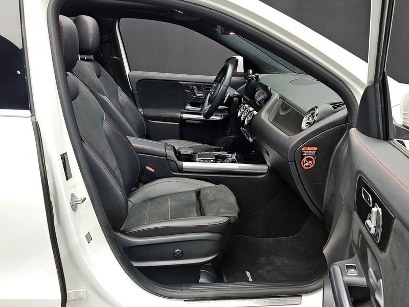 2020 Mercedes-Benz A-Class GLA250 4MATIC photo 26