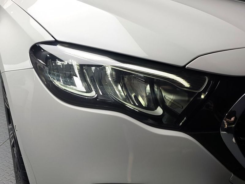 2024 Mercedes-Benz E-Class E200 Avantgarde photo 22